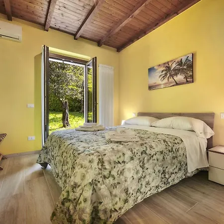 بيت للعطل Casa Della Musica View And Garden مانديلو ديل لاريو