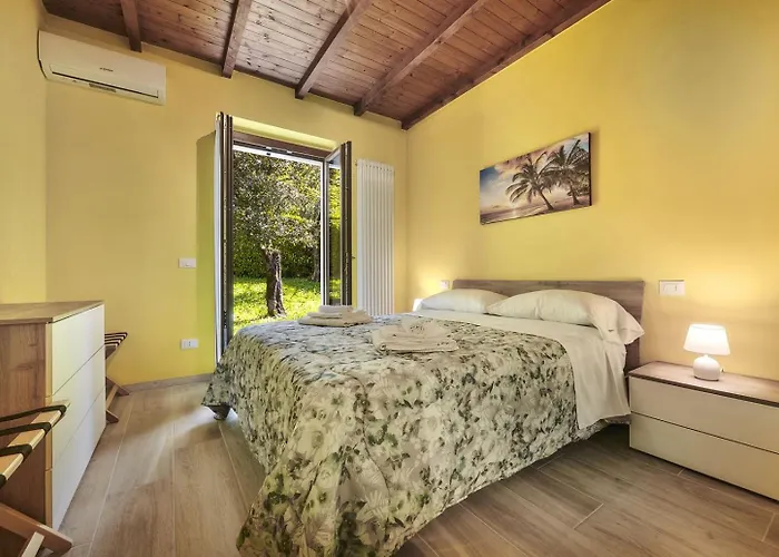 Casa de Férias Casa Della Musica View And Garden Mandello del Lario