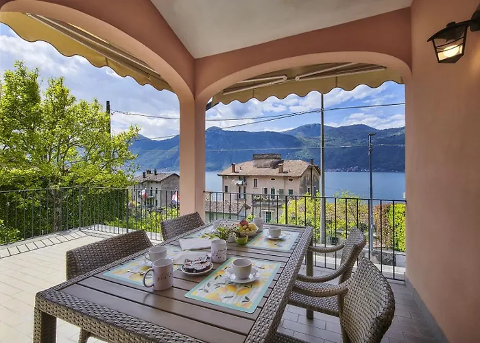 Casa de Férias Casa Della Musica View And Garden Mandello del Lario