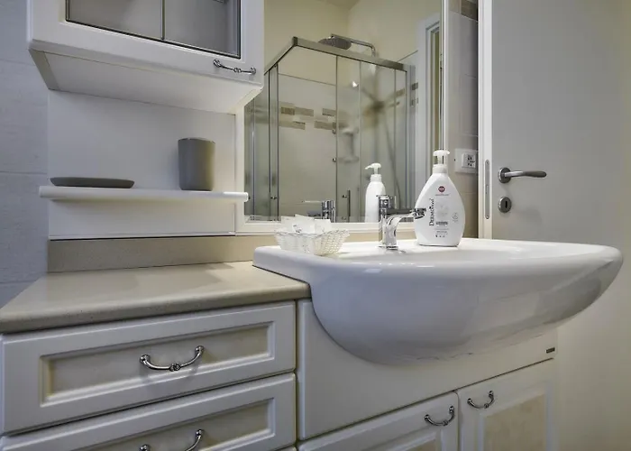 Casa Della Musica View And Garden マンデッロ・デル・ラーリオ